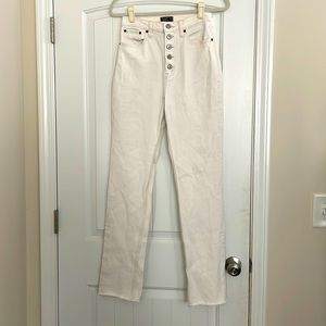 Abercrombie & Finch white jeans
